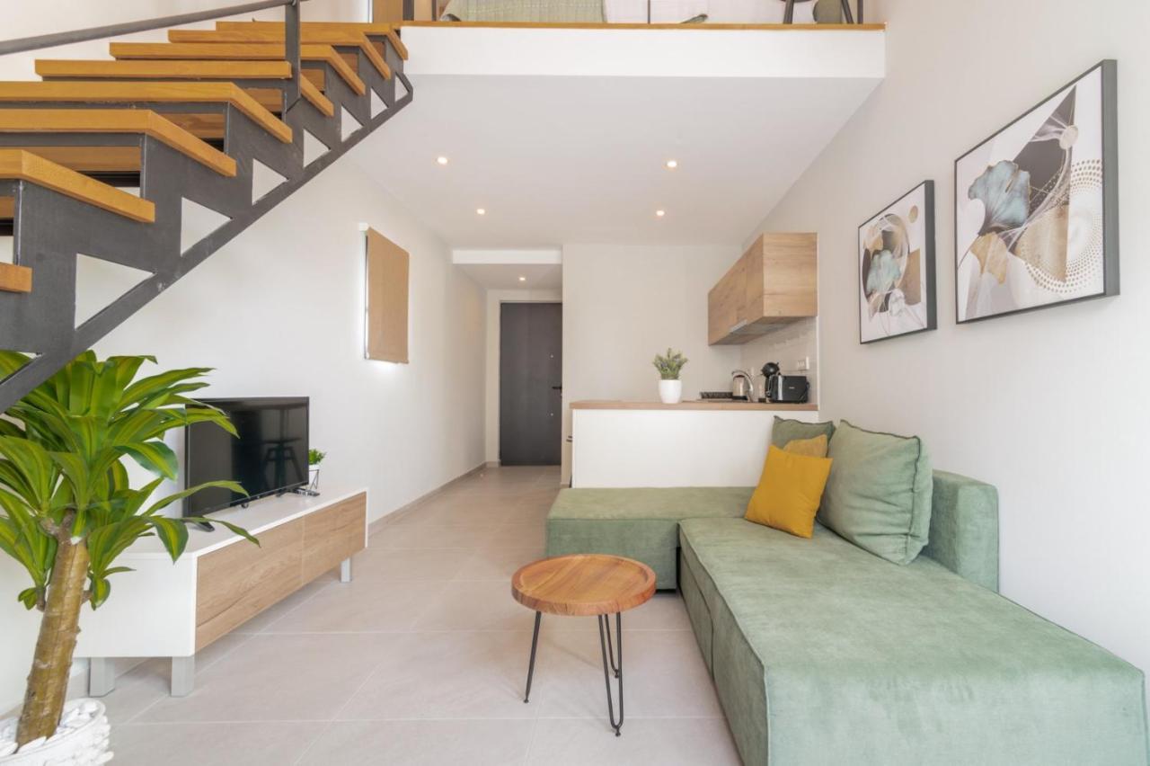 Cosy & Elegant Loft Suite In The City Center Zakynthos Town Exterior photo